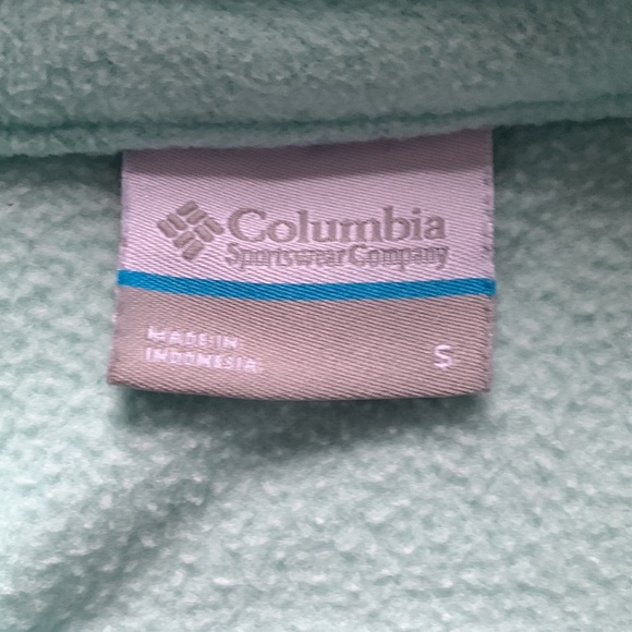 Women’s Columbia Sweater - Picture 3 of 5